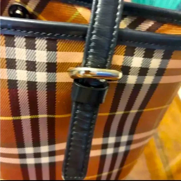 BURBERRY Bucket-shaped tote bag leather check ❤️🌹🌹 - Picture 11 of 13